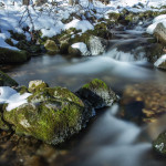 Zimná krajina pri potoku pod Šútovským vodopádom
